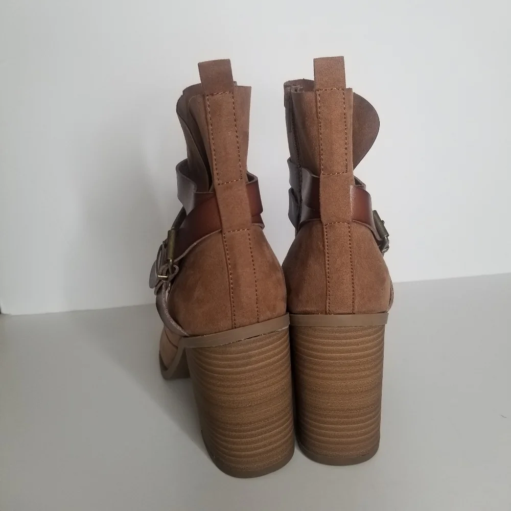Madden Girl harness straps